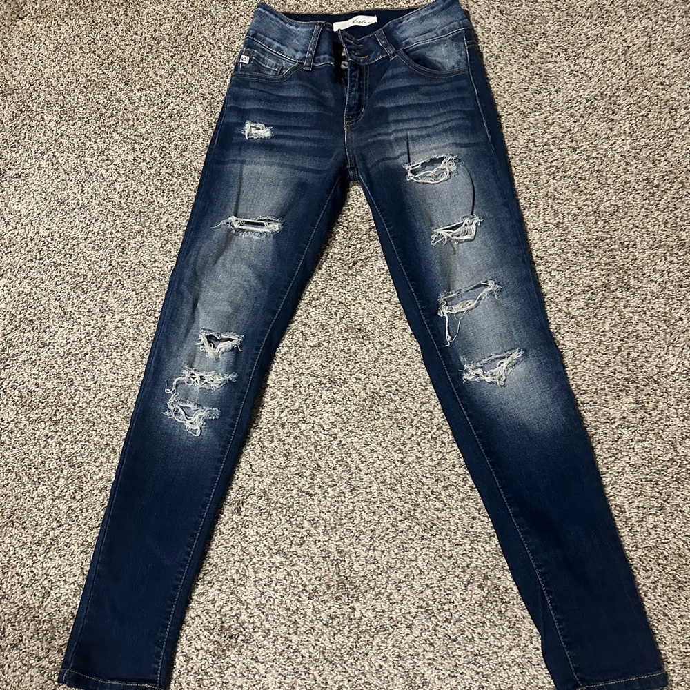 KanCan distressed ankle skinny